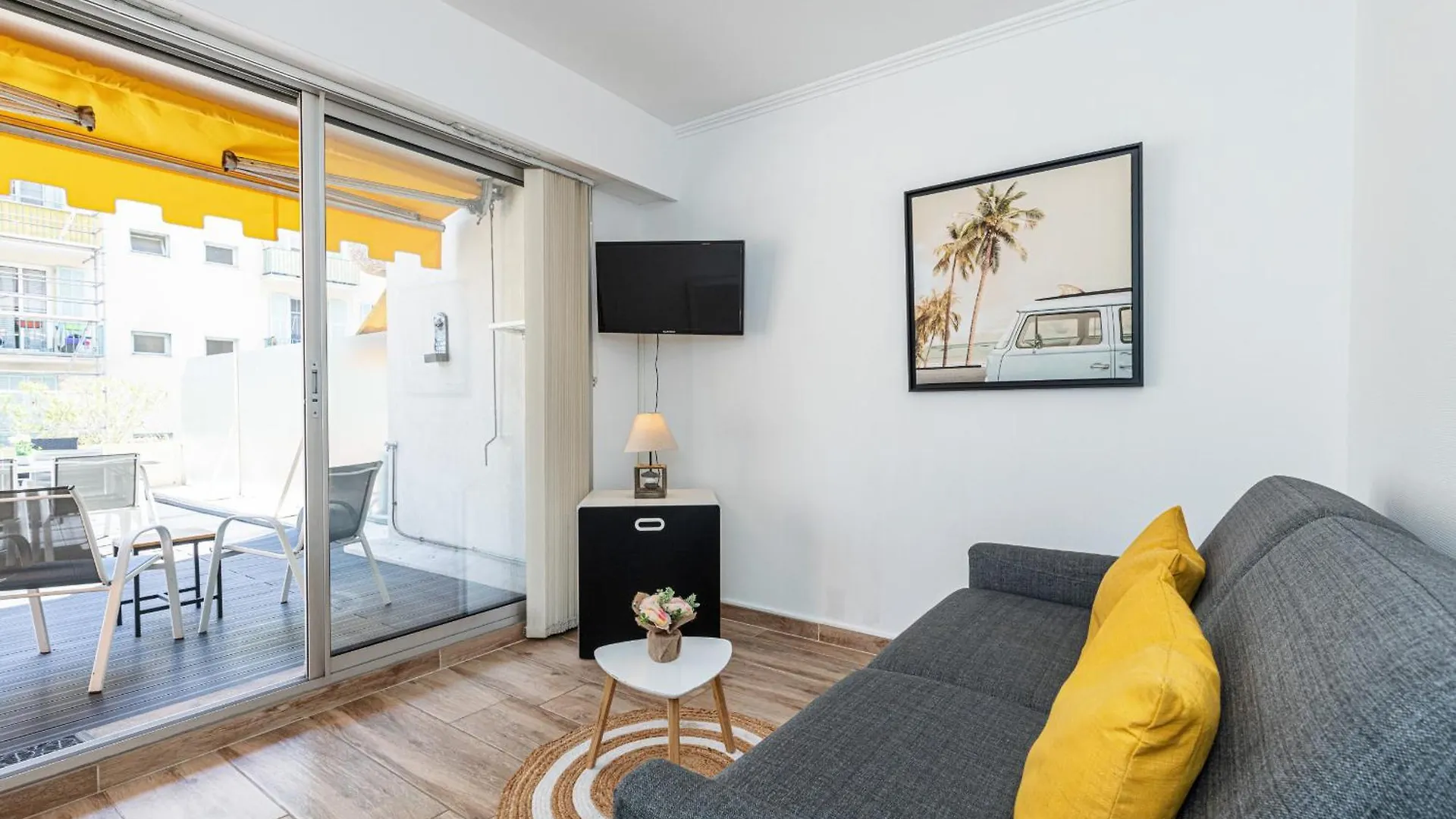 1 Bdr Large Terrace Apartment Nice