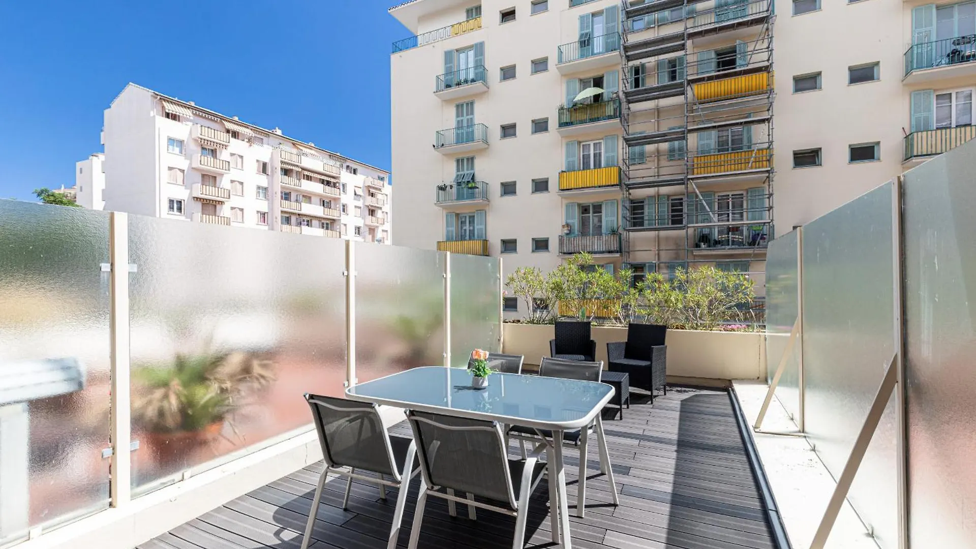 1 Bdr Large Terrace Apartment Nice 0*,  France